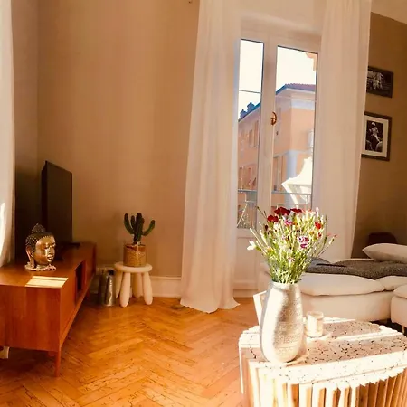 Un Coin De Paradis Dans Le Quartier De La Liberation Apartment
